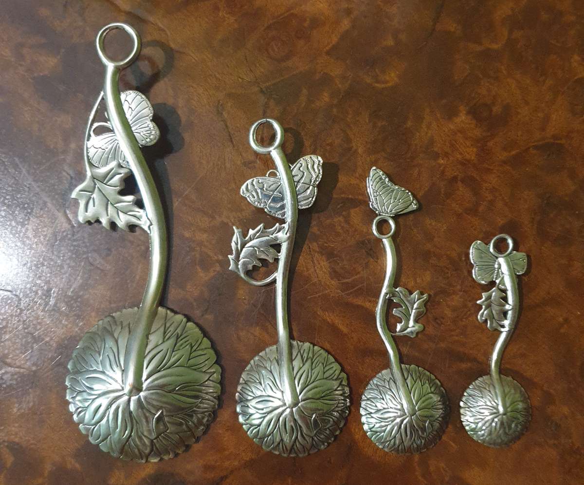 Ganz |  4-Piece Measuring Spoons Set, Sunflower