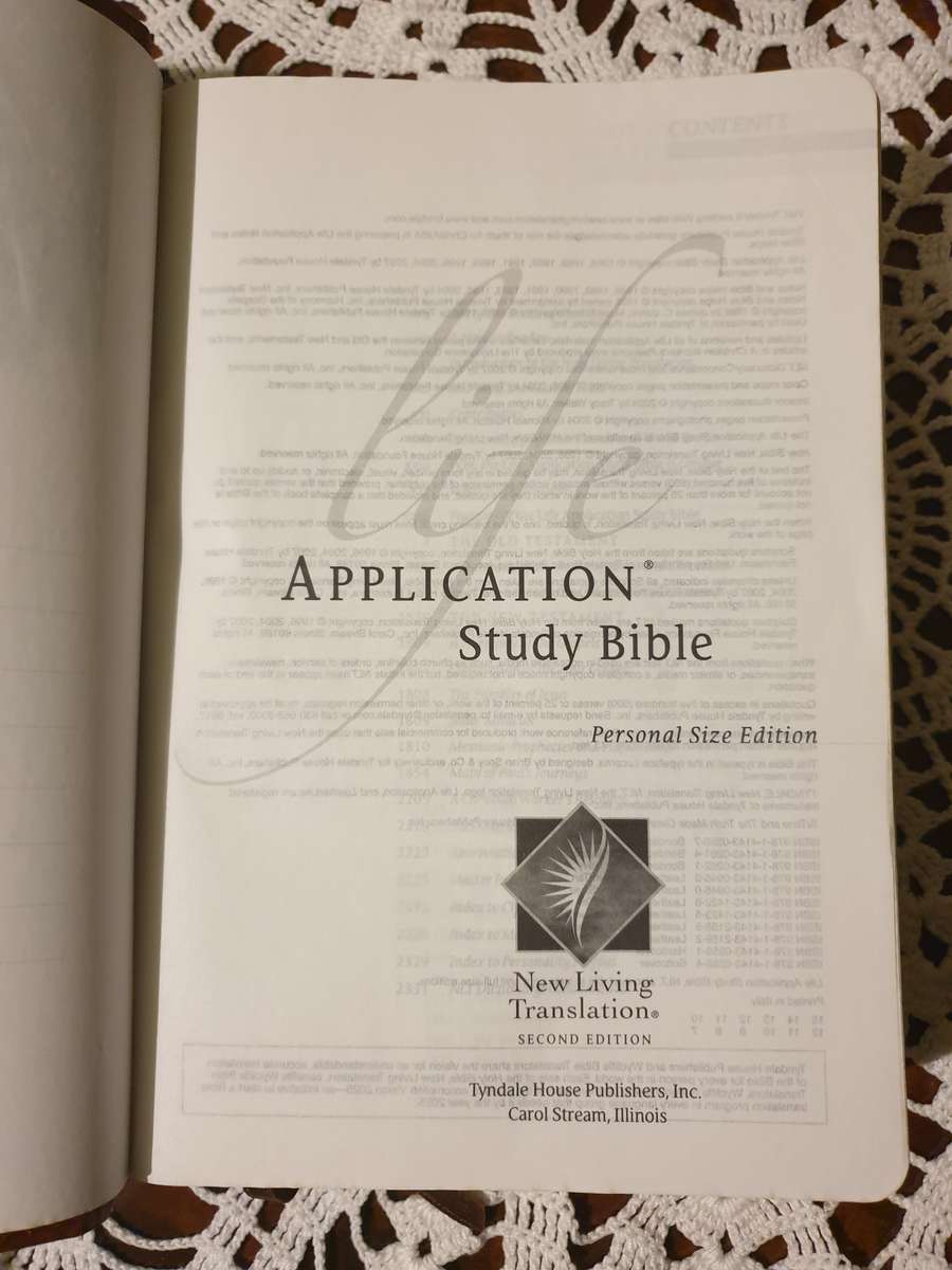NLT Life Application Study Bible
