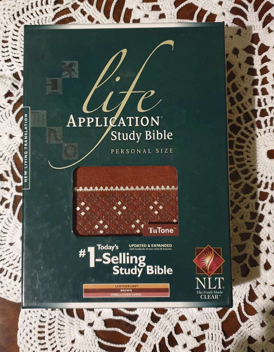 NLT Life Application Study Bible