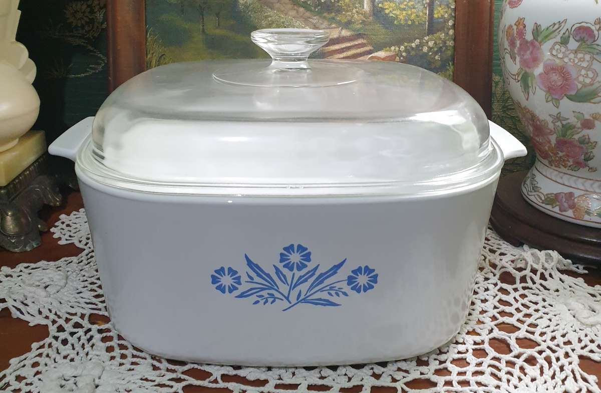 Corning ware Blue Cornflower  Casserole Dish