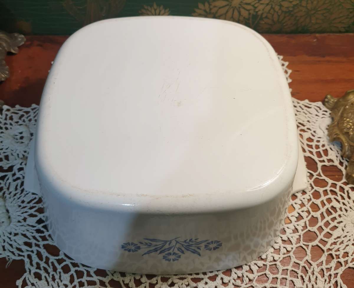 Corning ware Blue Cornflower  Casserole Dish | 02 |