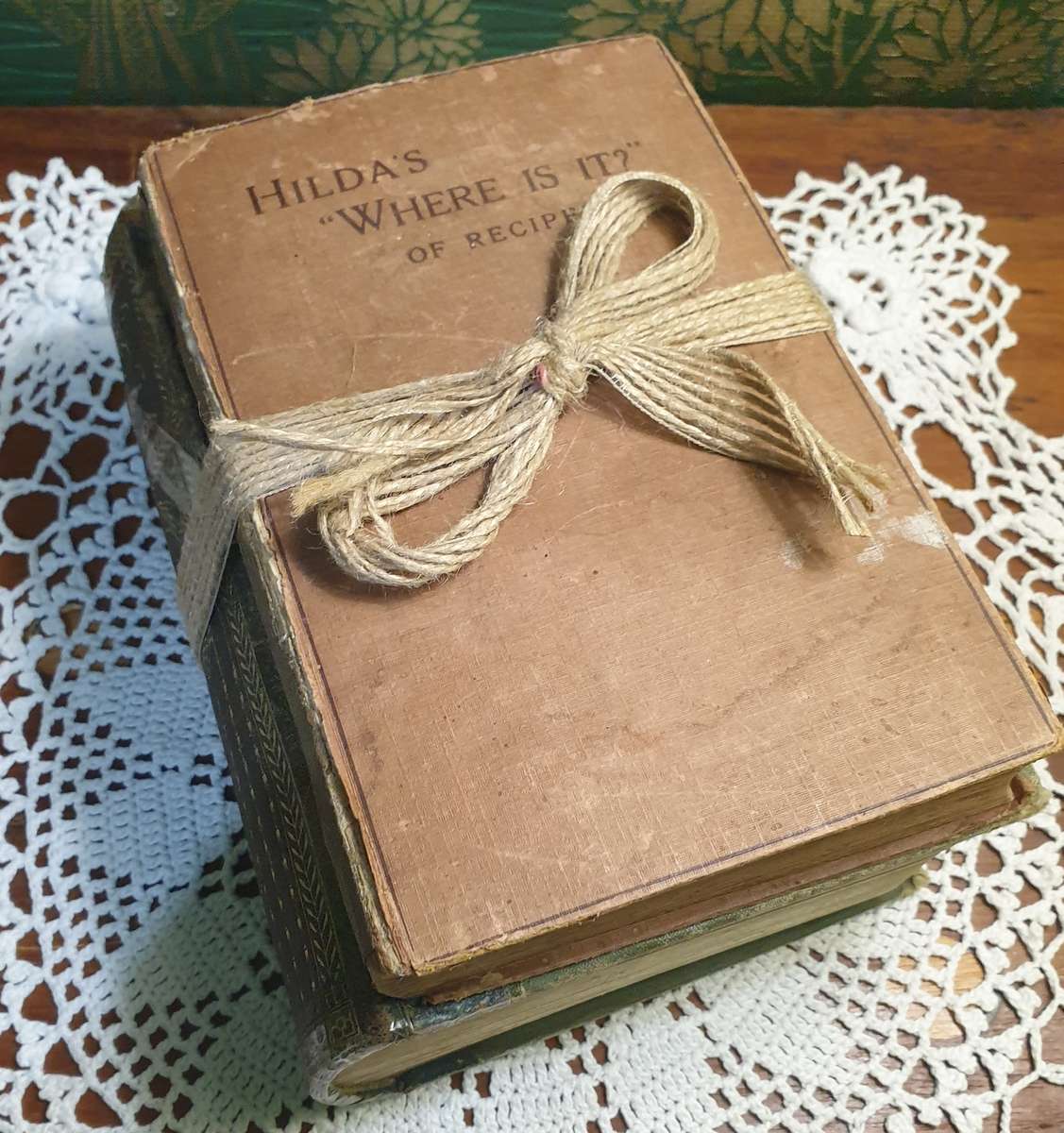 Mrs Beetons Family Cookbook  | HILDA'S "WHERE IS IT?" OF RECIPES | 2 VINTAGE BOOKS |