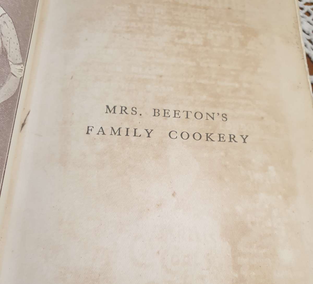 Mrs Beetons Family Cookbook  | HILDA'S "WHERE IS IT?" OF RECIPES | 2 VINTAGE BOOKS |