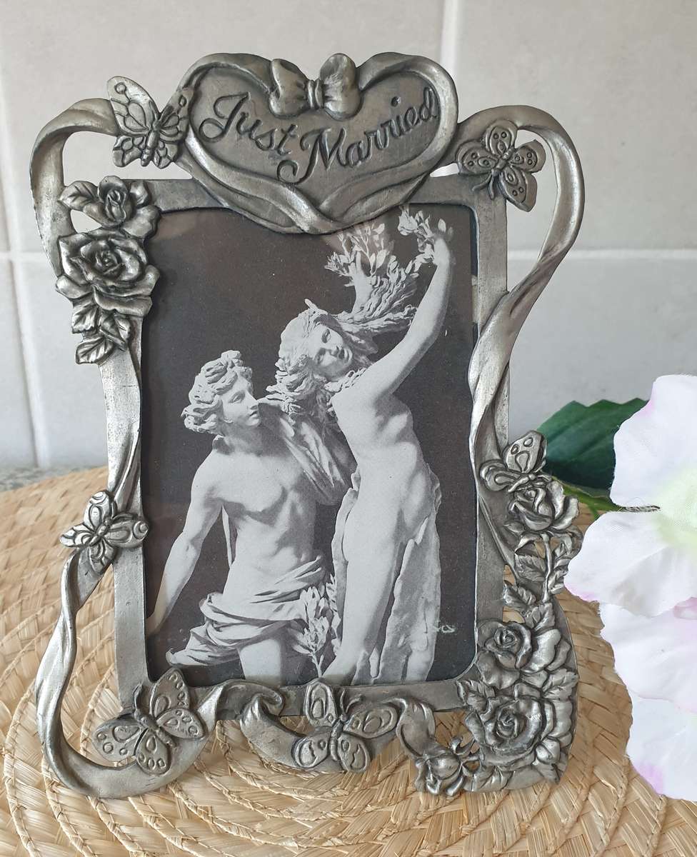 Photo Frame | PEWTER | METAL | JUST MARRIED |