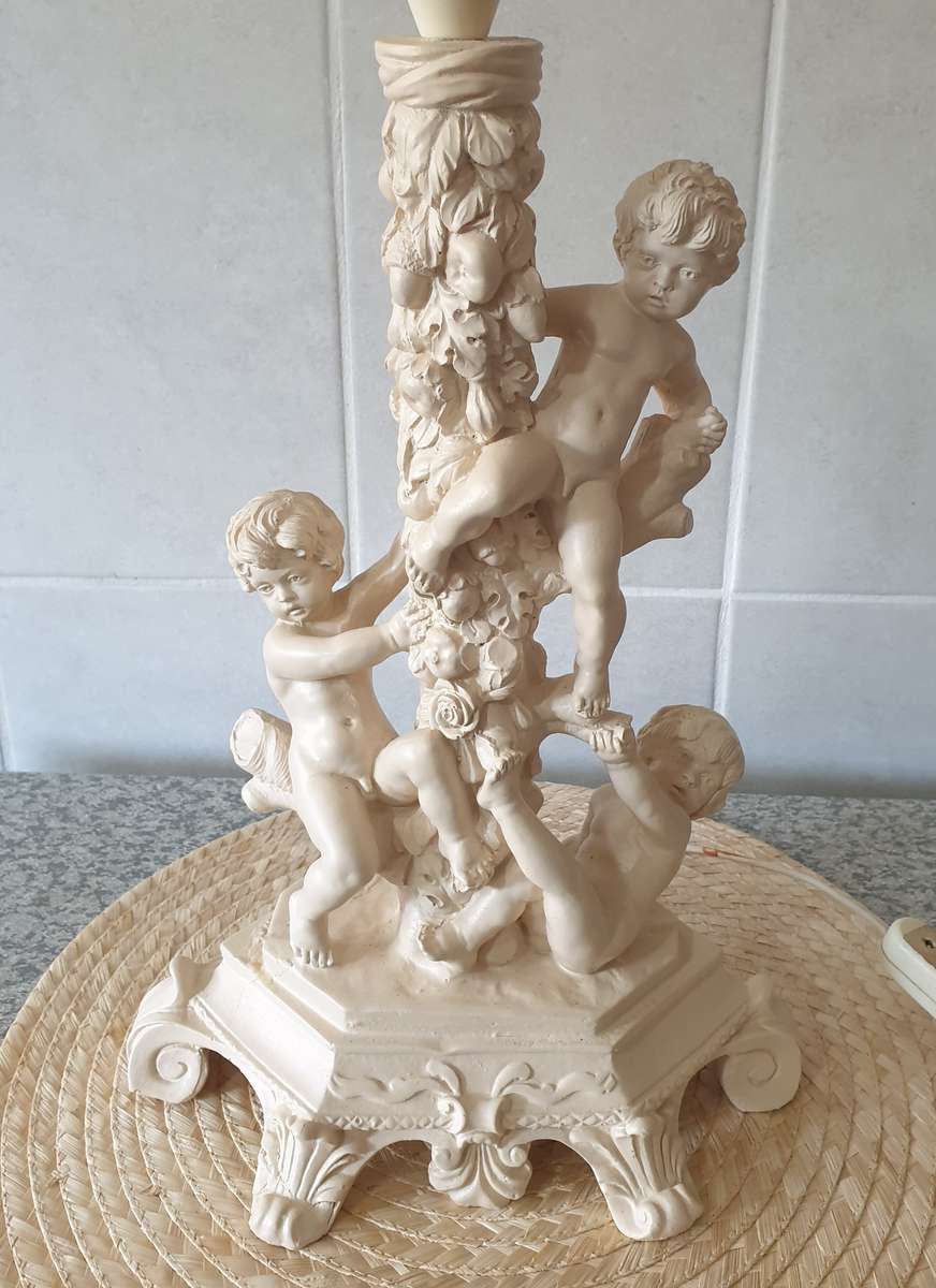 Vintage 3 Cherub Angel Shabby Cottage Lamp