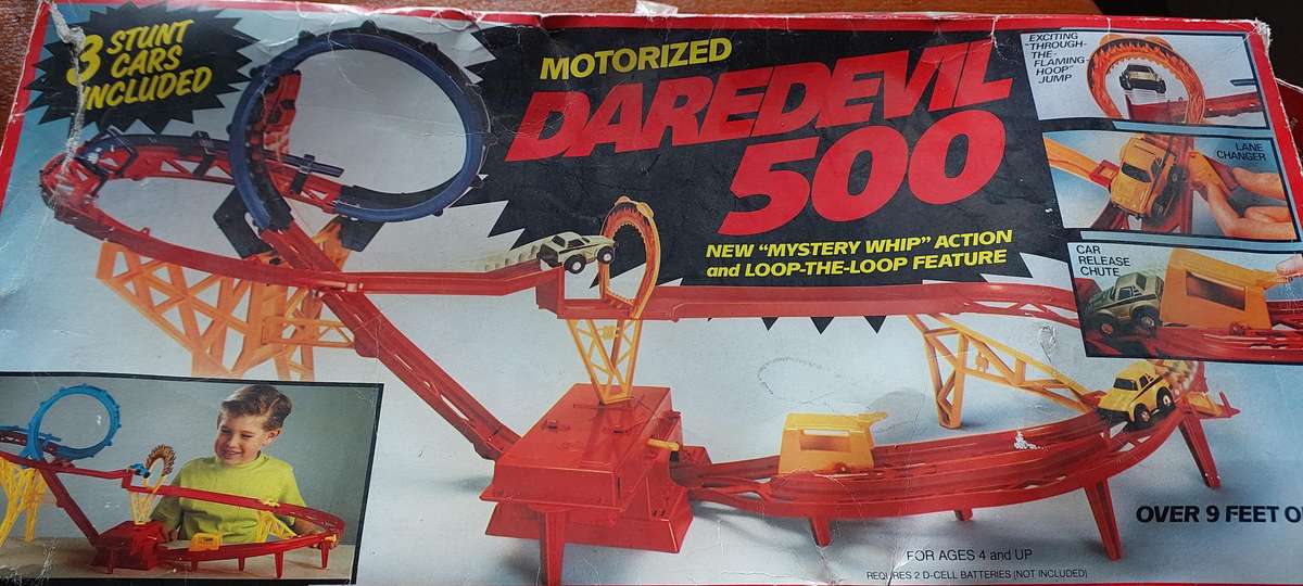 wow ... 1978 Daredevil 500 stunt car set