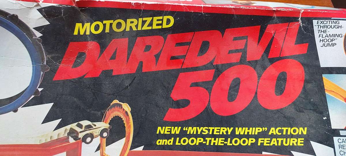 wow ... 1978 Daredevil 500 stunt car set