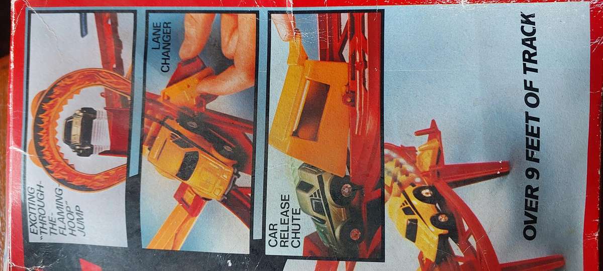 wow ... 1978 Daredevil 500 stunt car set