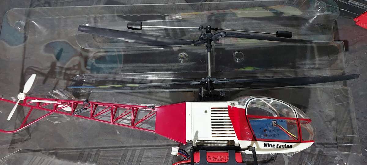 Nine Eagles model ne rc 106 a helicopter