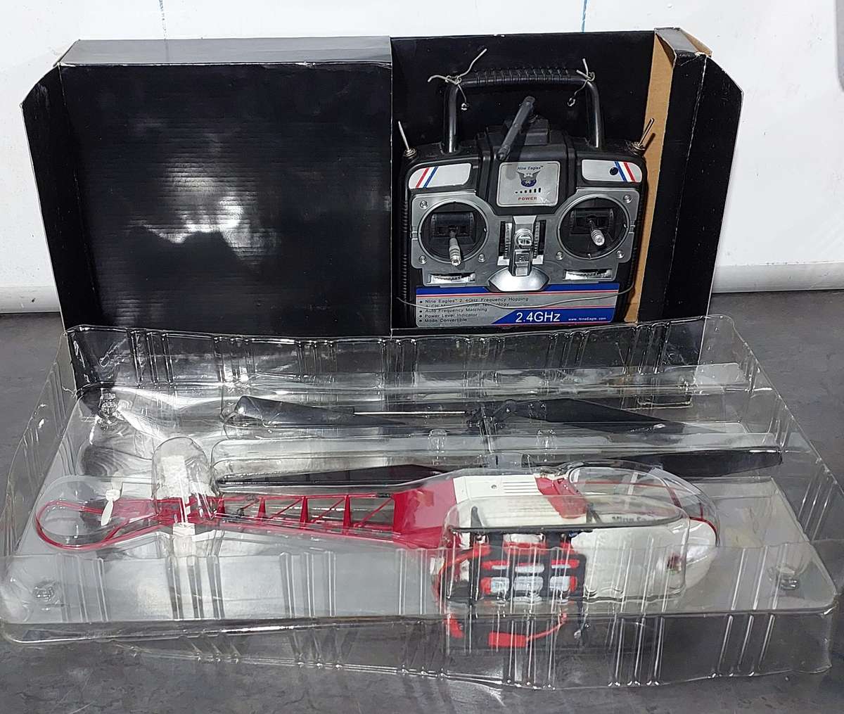 Nine Eagles model ne rc 106 a helicopter