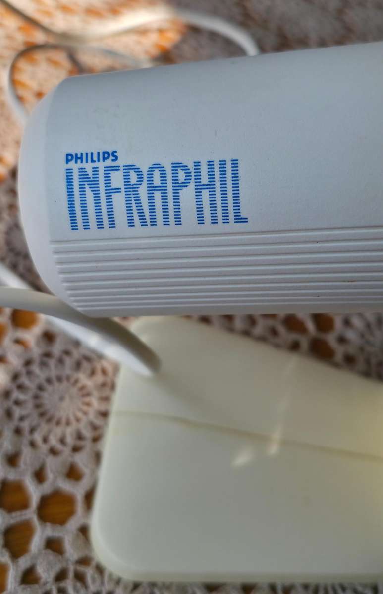 VINTAGE INFRAPHIL RED HEAT LAMP | MADE IN GERMANY