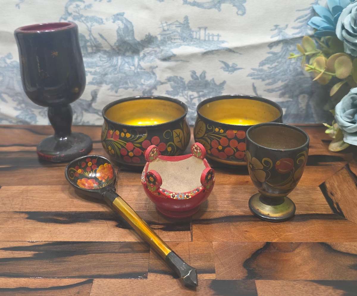 Vintage Khokhloma ORNAMENTS  Made in the USSR