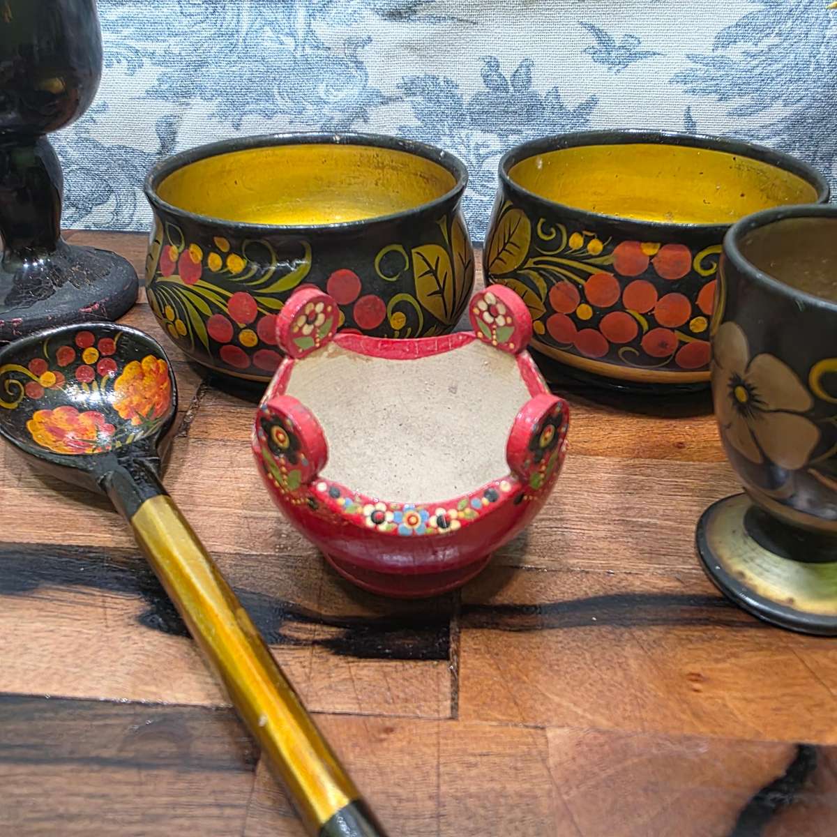 Vintage Khokhloma ORNAMENTS  Made in the USSR