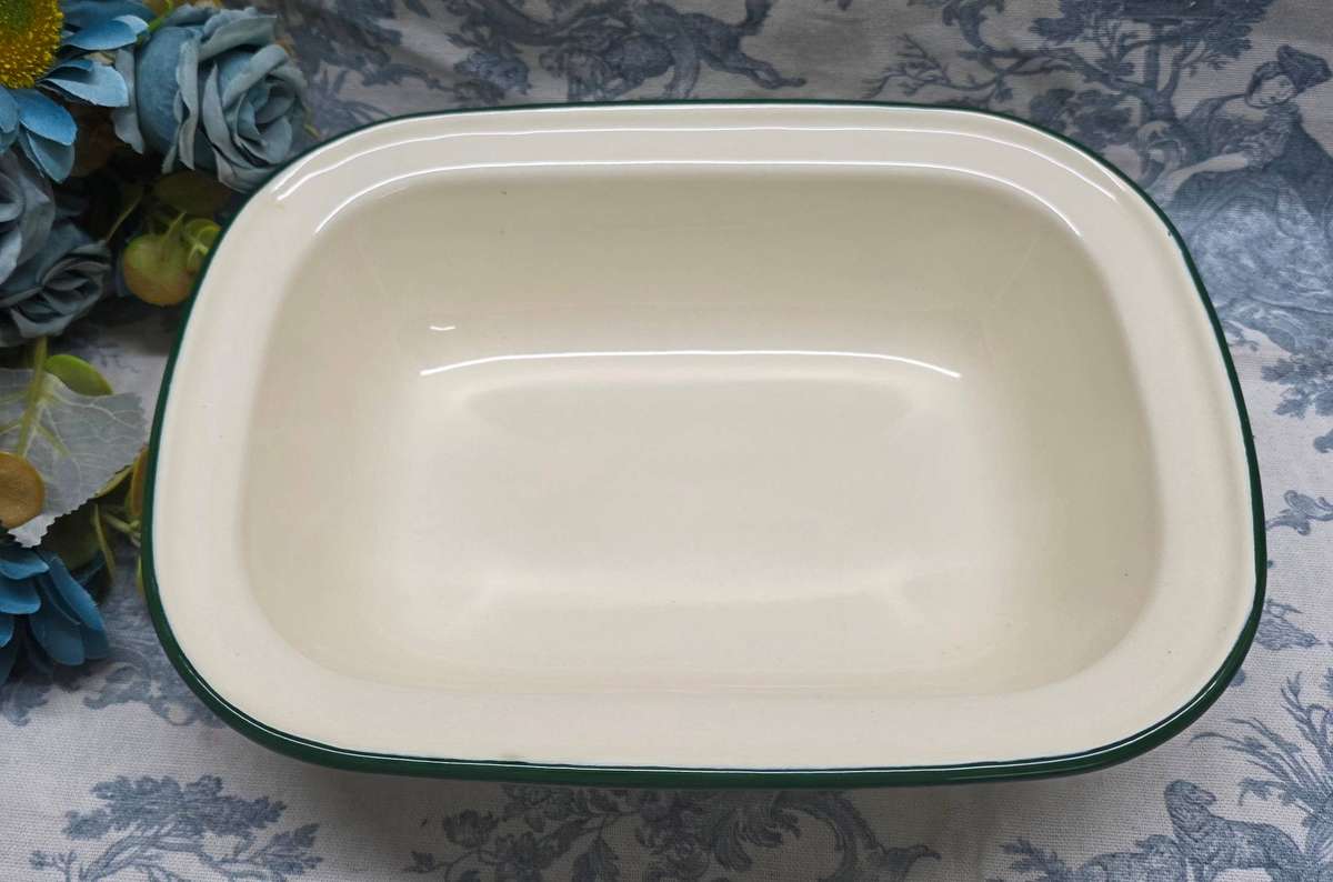 ENAMEL PIE DISH | HOME | KITCHEN |