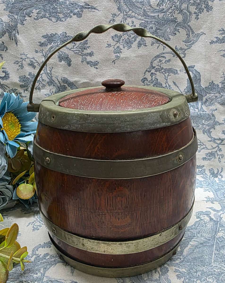 Vintage | Oak Biscuit Barrel | EPNS | Needs a Good Clean
