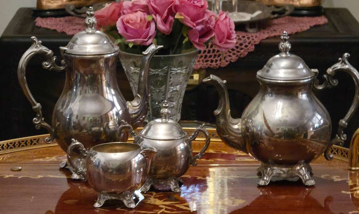 FB Rogers Silver-Plated Coffee & Tea Set
