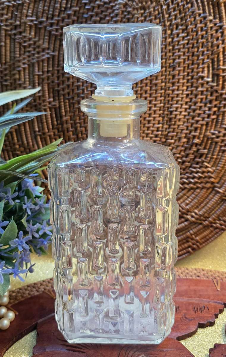 VINTAGE PERFUME BOTTLE | DECANTER | 1970'S |