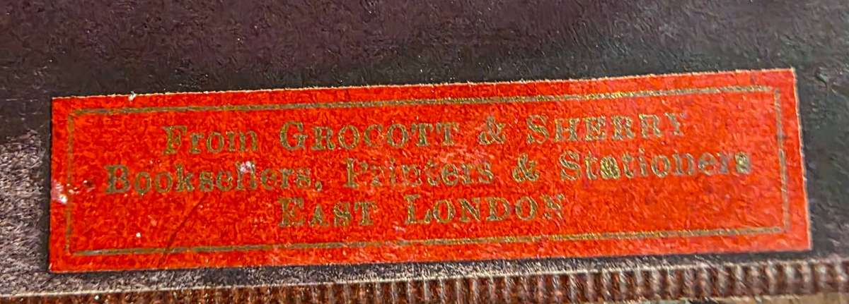 SET OF VINTAGE BOOKS | DECOR | READING |