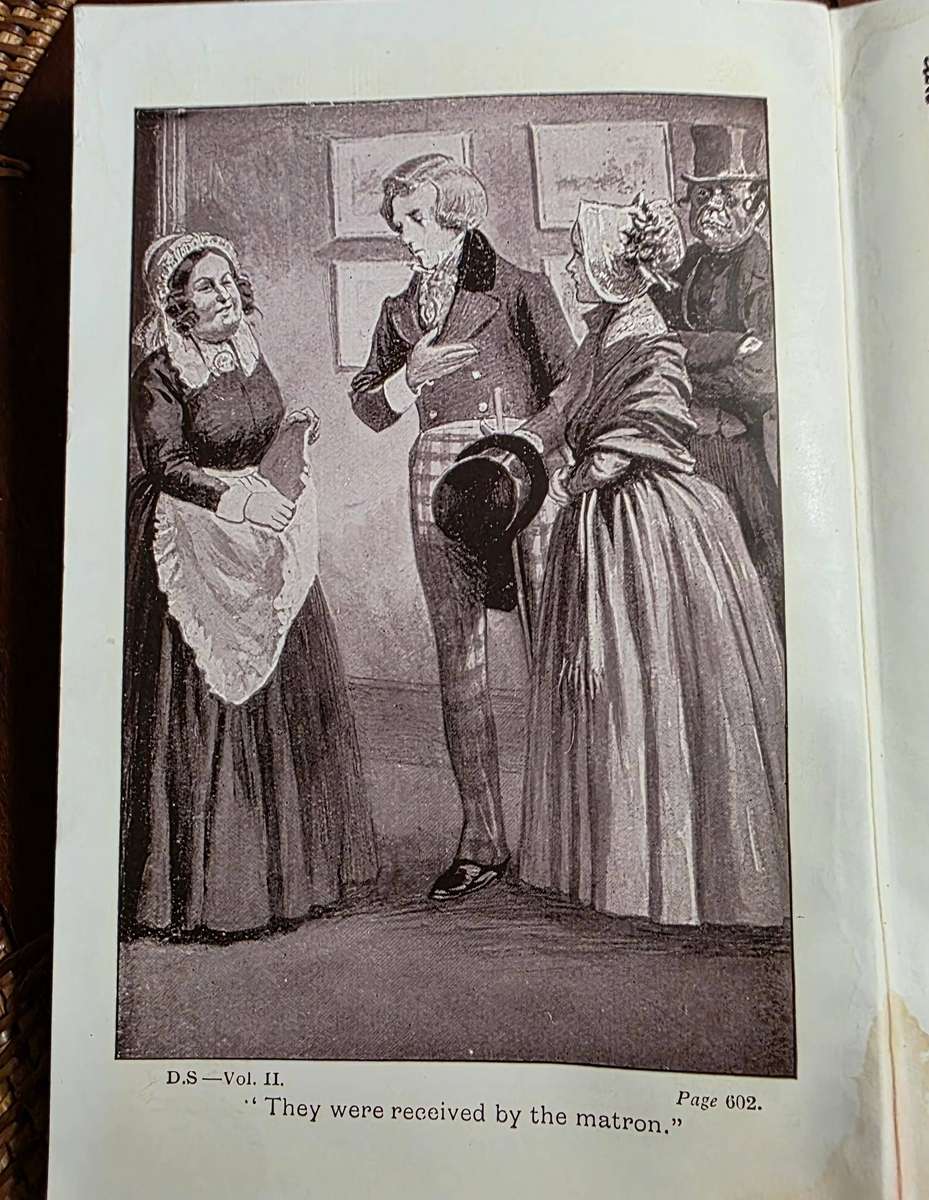 SET OF VINTAGE BOOKS | DECOR | READING |