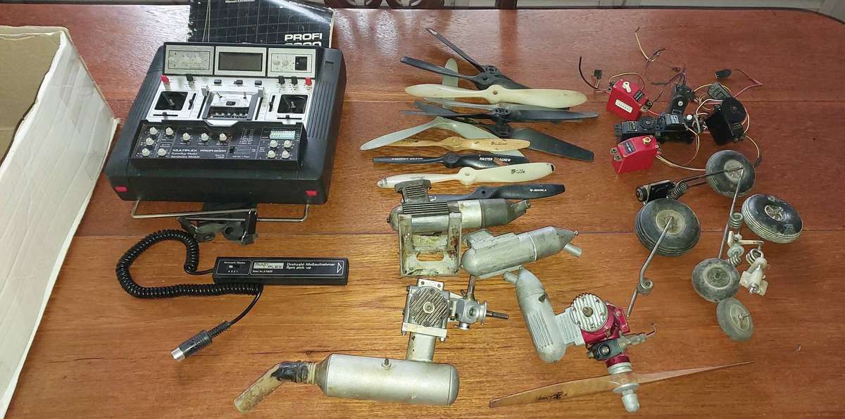 Bulk load of vintage radio controled aircraft goods
