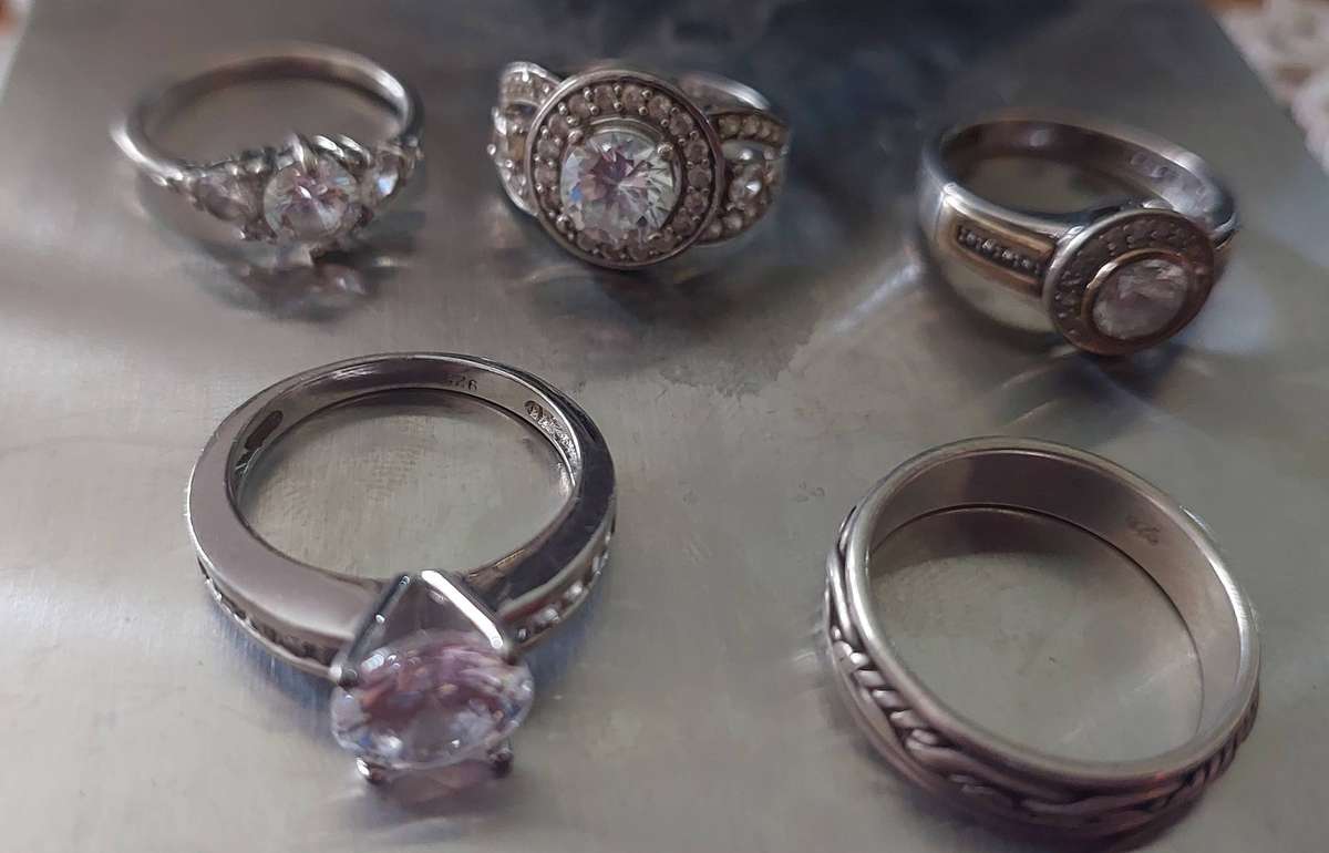 Five sterling silver rings