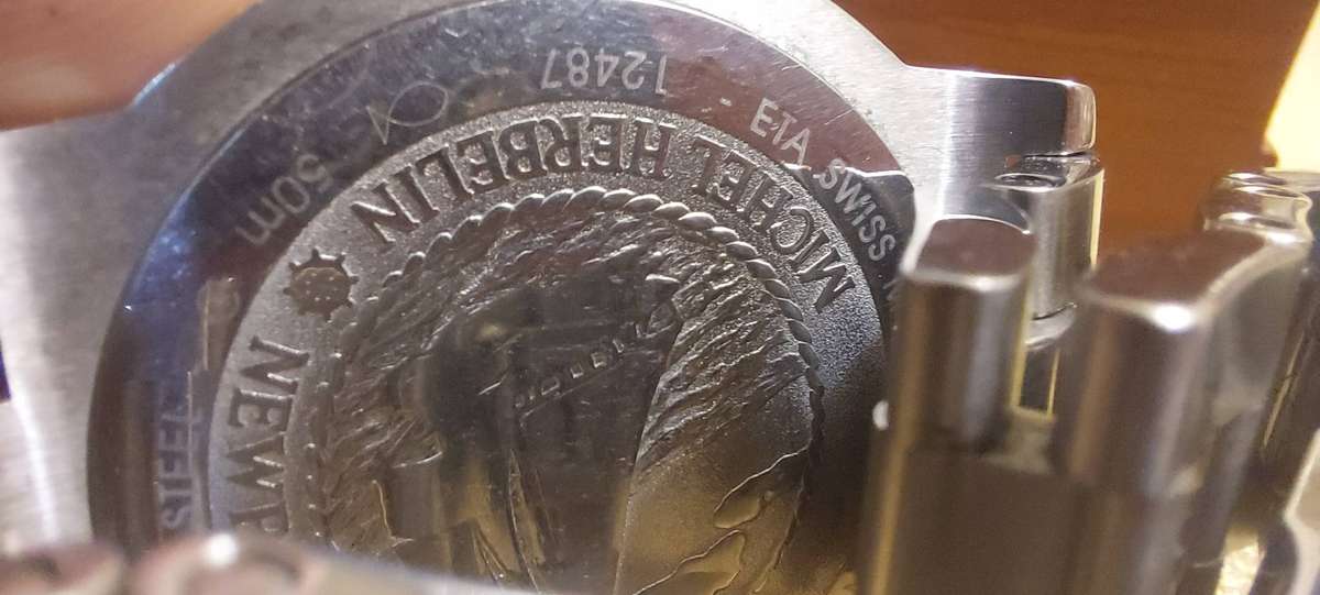 MICHEL HERBELIN 12487 NEWPORT