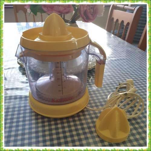 Retro Citrus Juicer (Perfect working Order)