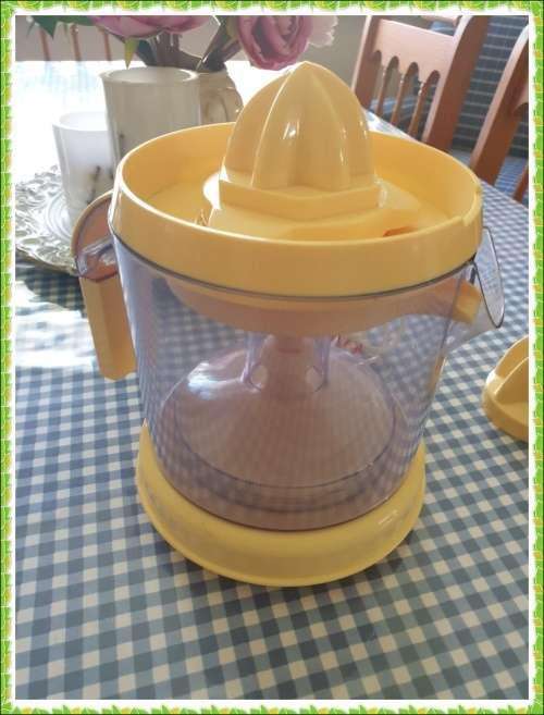 Retro Citrus Juicer (Perfect working Order)