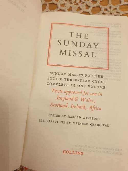 3 Vintage Books | 39 |