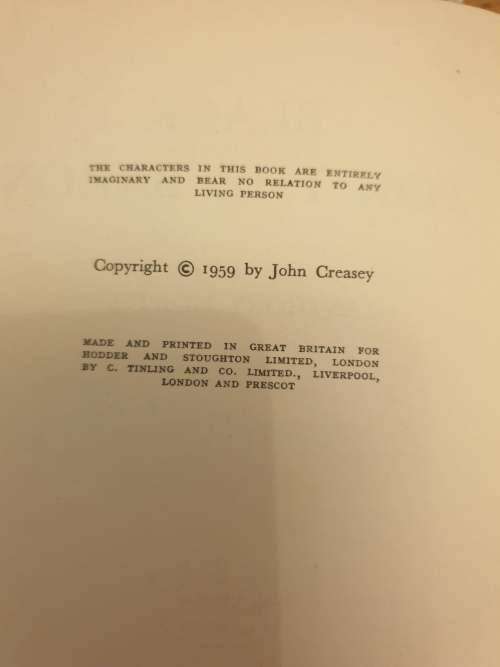 3 Vintage Books | 39 |