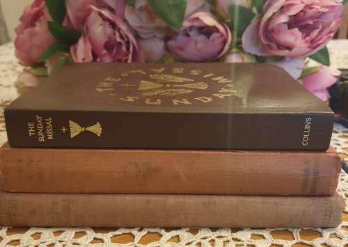 3 Vintage Books | 39 |