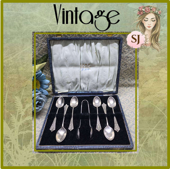 Vintage Boxed Set Spoons