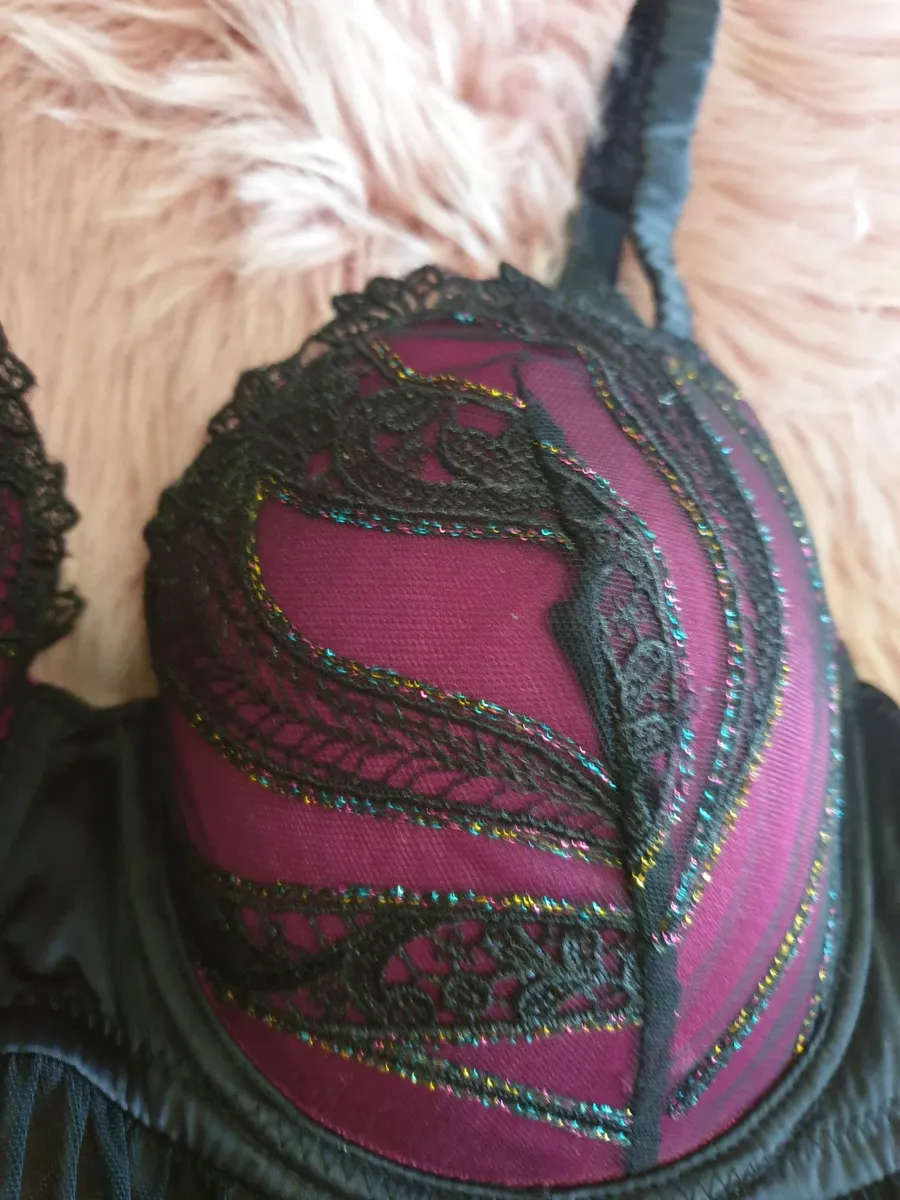 Brassière | WOOLWORTHS |