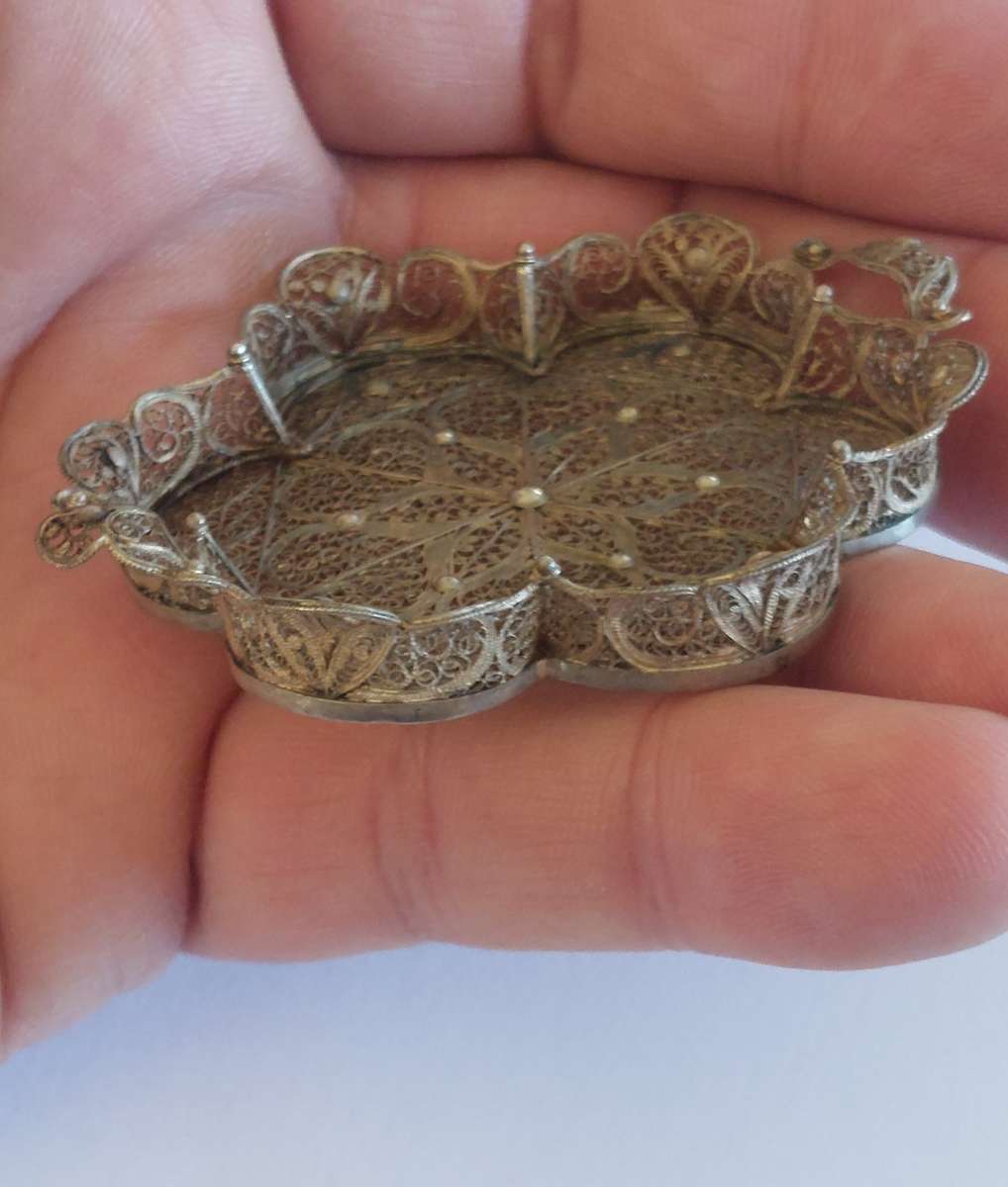 Victorian miniature filigree sterling silver tray 11.0g circa 1890's