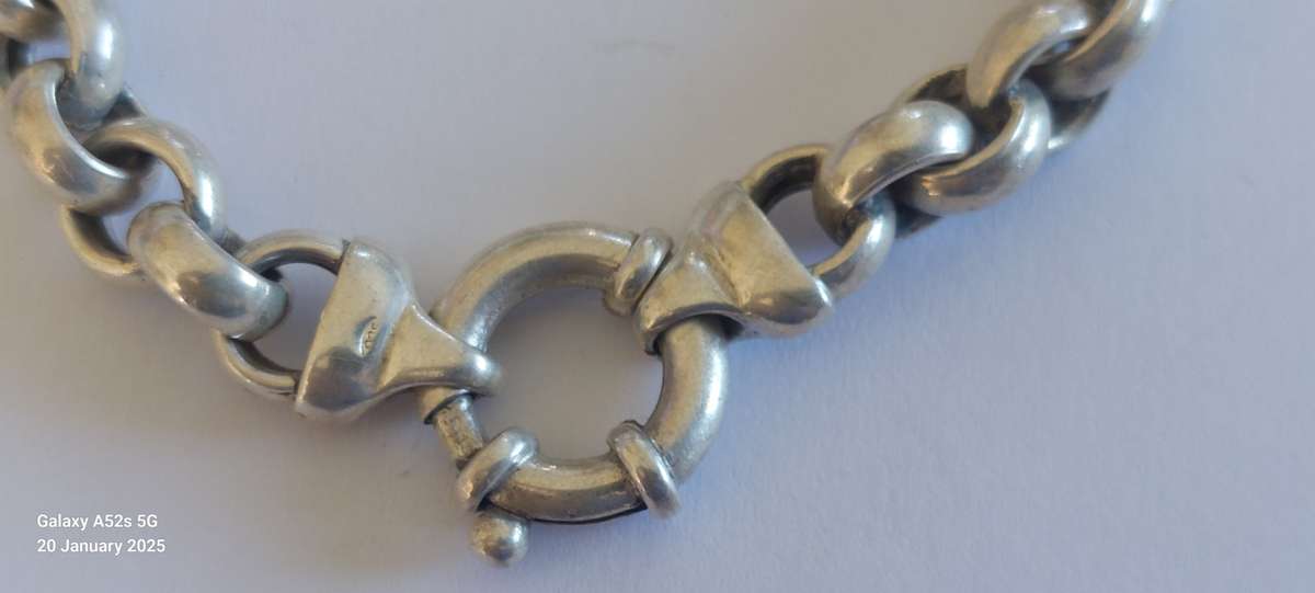 Wow chunky sterling silver hooplink bracelet with signoretti clasp 25.7g