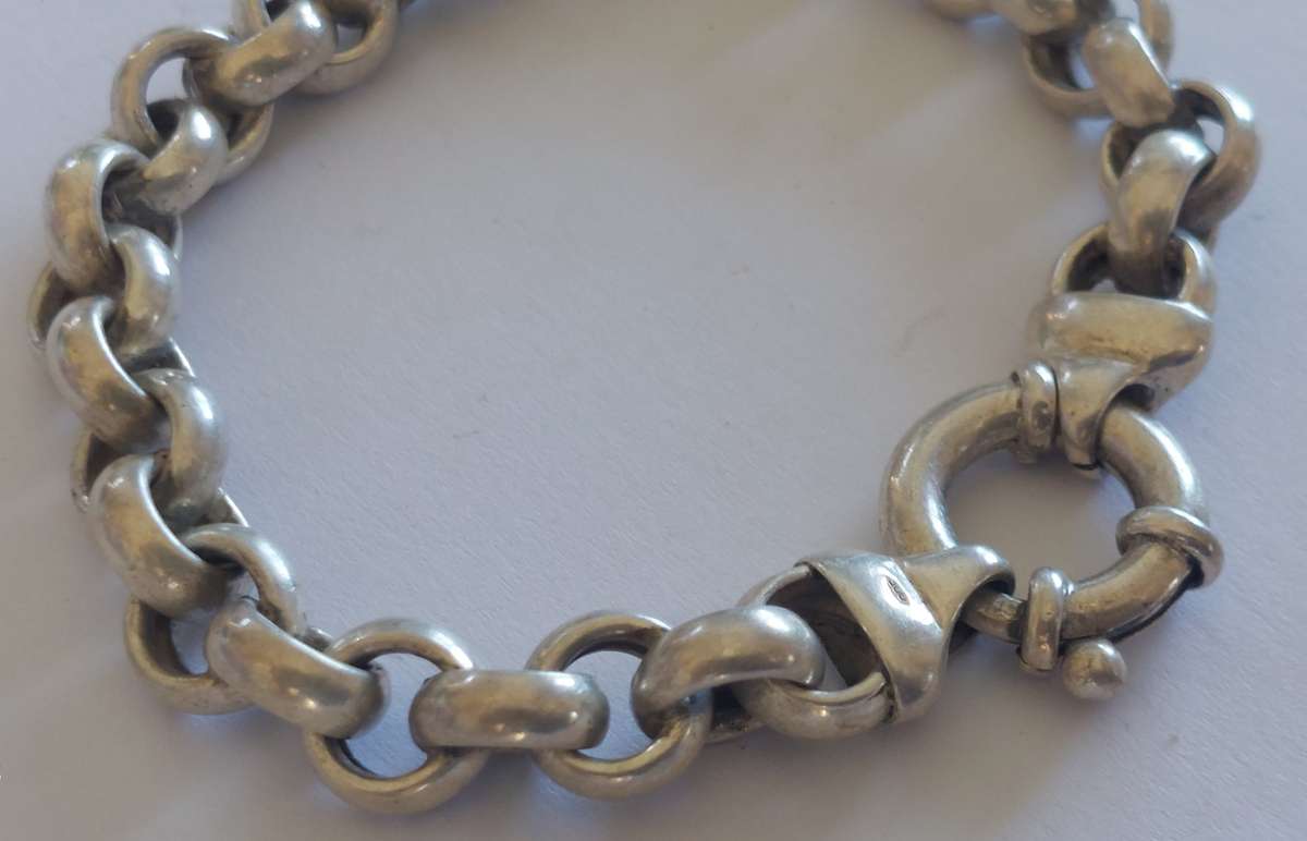 Wow chunky sterling silver hooplink bracelet with signoretti clasp 25.7g