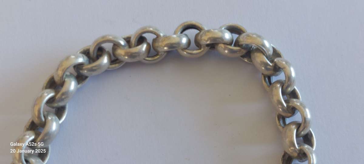 Wow chunky sterling silver hooplink bracelet with signoretti clasp 25.7g