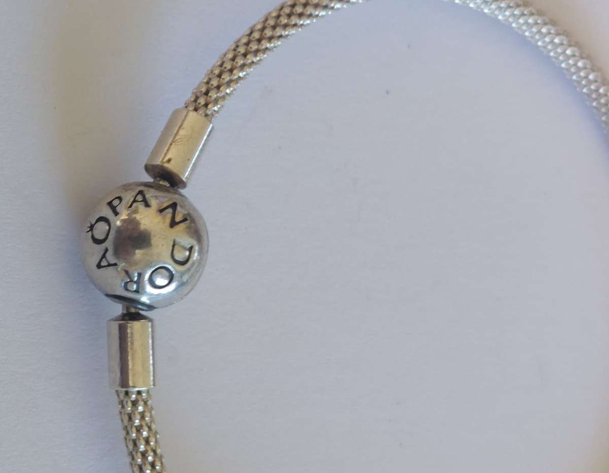 Wow Pandora sterling silver charm bangle 8.0g