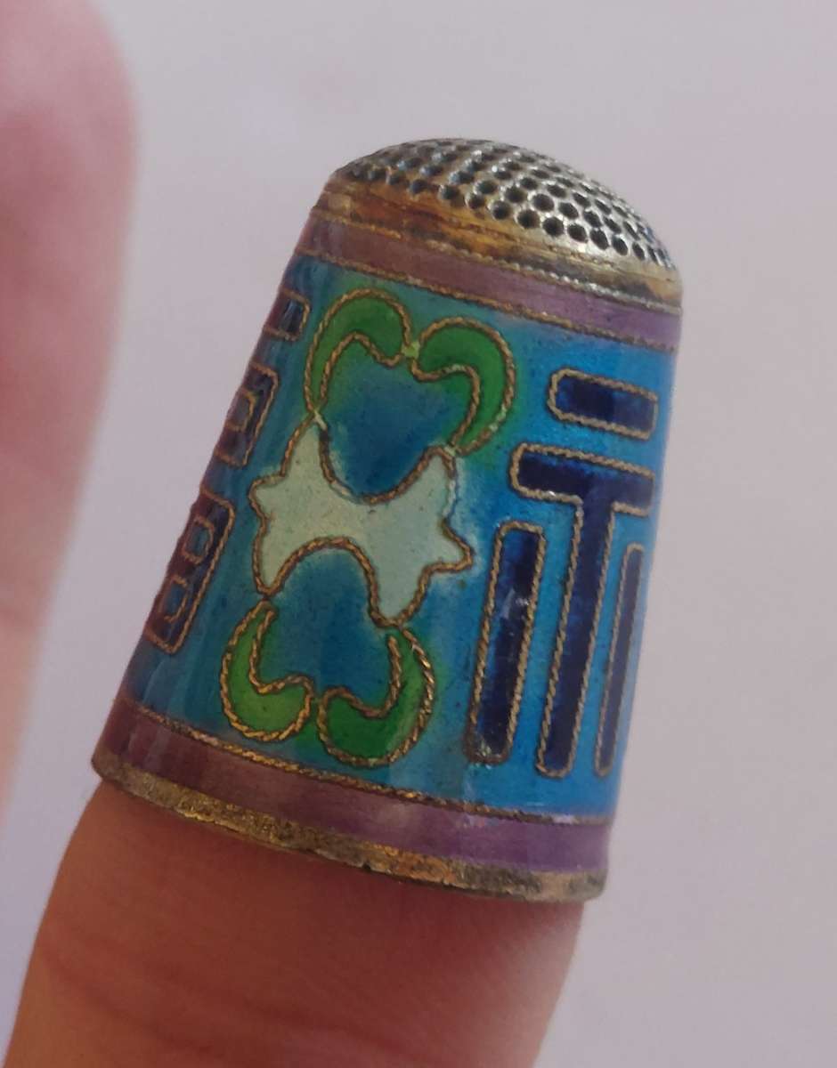 Amazing early 20th century Chinese enamel gilt sterling silver thimble 6.9g