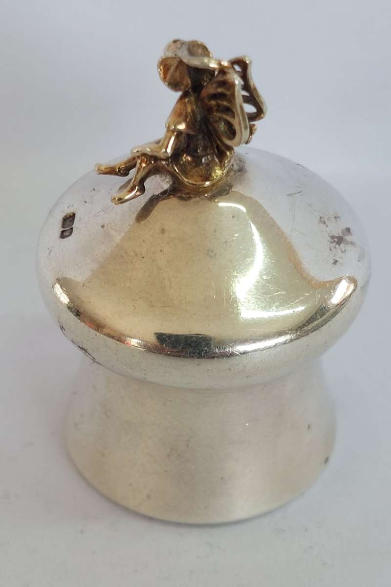 Amazing!! 1998 Carr's of Sheffield sterling silver tooth fairy 1st tooth box 18.6g Value R2950