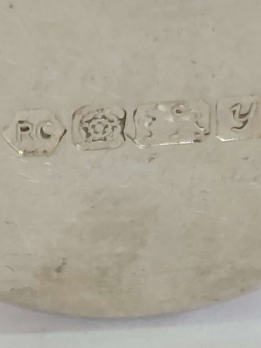 Amazing!! 1998 Carr's of Sheffield sterling silver tooth fairy 1st tooth box 18.6g Value R2950