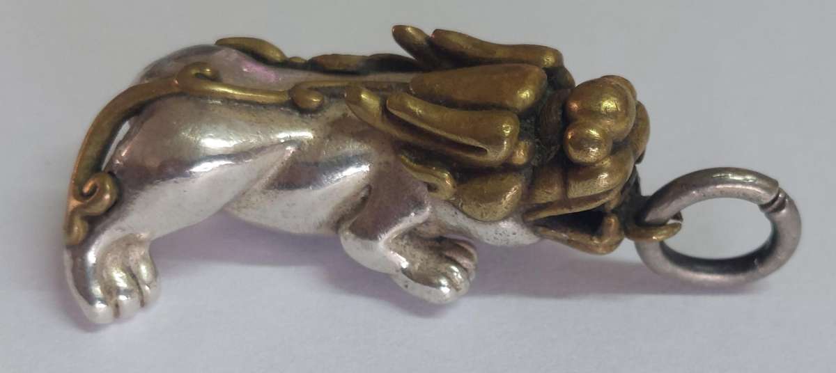 AMAZING!! vintage Chinese sterling silver & bronze fortune money dragon pendant 15.2g Value R1800