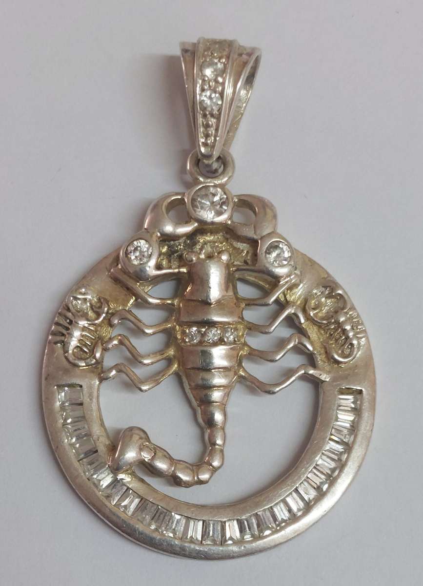 Spectacular large vintage sterling silver cz Scorpian pendant 21.8g Value R2500