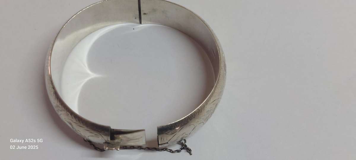 Vintage Sterling Silver Clip Bangle 28.7g