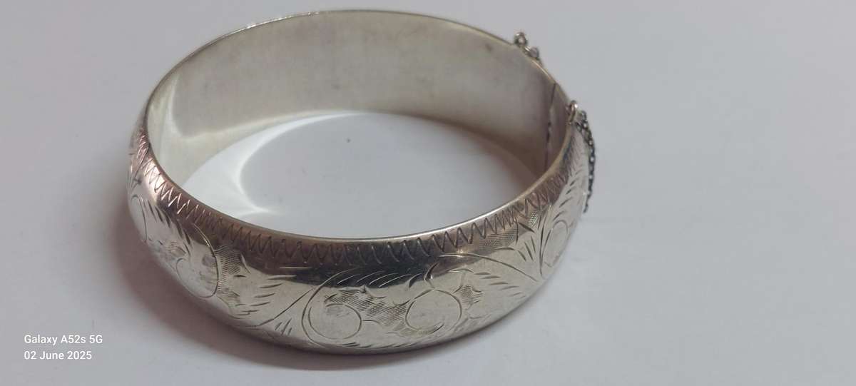 Vintage Sterling Silver Clip Bangle 28.7g
