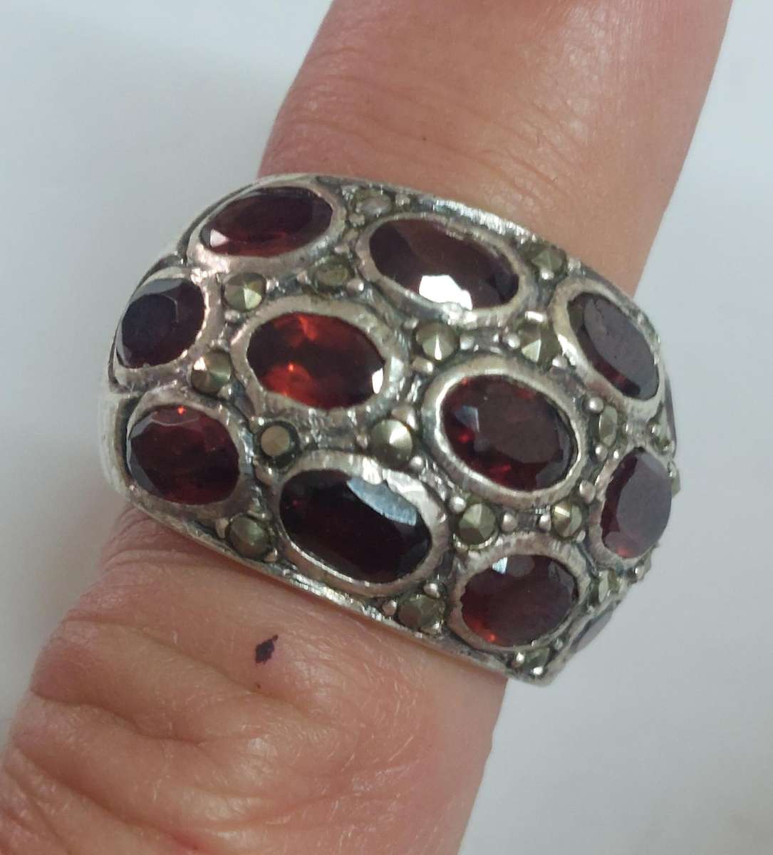 WOW!! Large Vintage sterling silver garnet & marcasite ring 14.5g amazing!!!