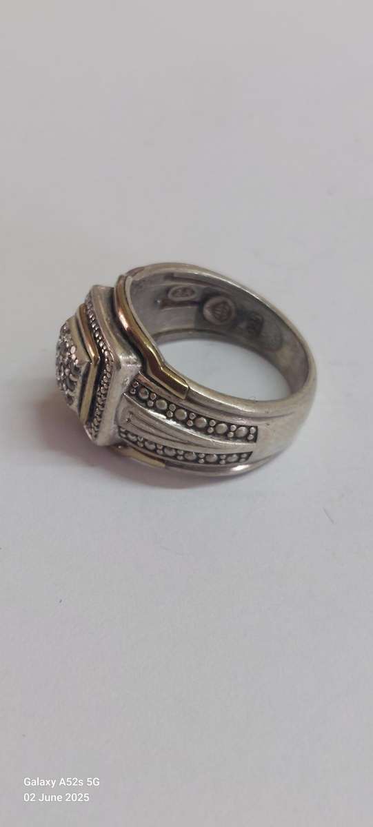 Amazing!! Vintage sterling silver & 9ct gold diamond ring 6.4g WOW!!