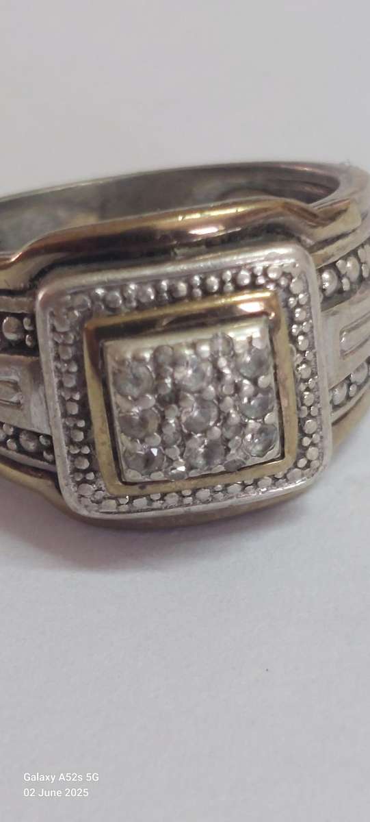 Amazing!! Vintage sterling silver & 9ct gold diamond ring 6.4g WOW!!