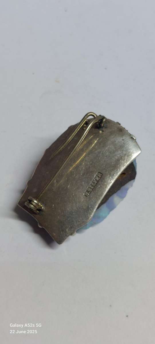 Amazing rare large sterling silver rough opal brooch 16.5g