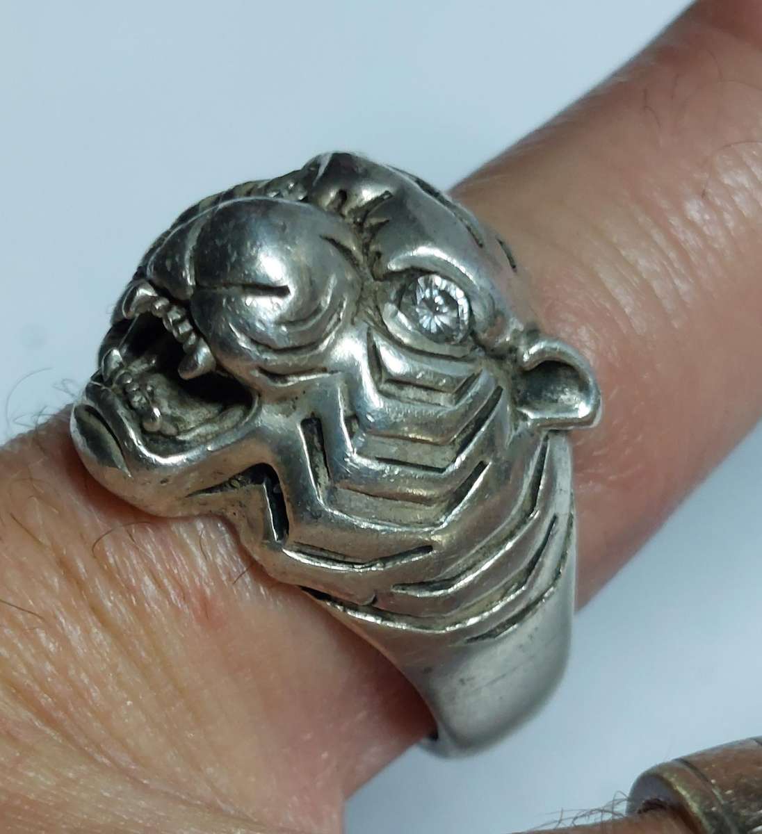 Magnificent large sterling silver cz tiger ring 12.7g